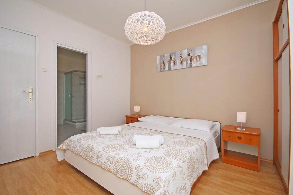 Brela Beach House Bagian luar foto