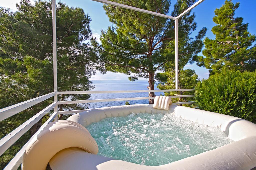 Brela Beach House Bagian luar foto