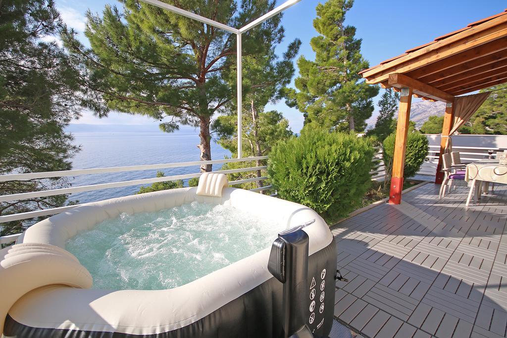 Brela Beach House Bagian luar foto